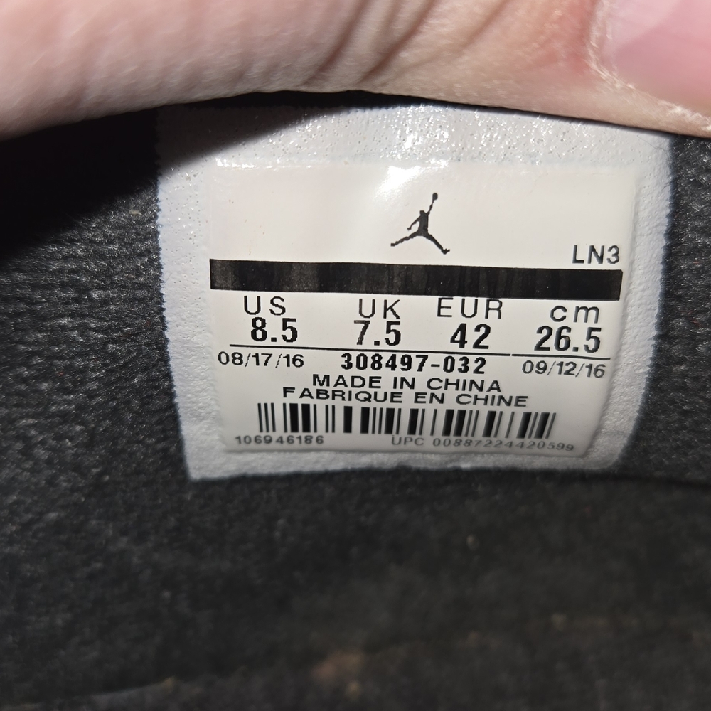 Jordan 4 Retro "Royalty" 8.5m - Picture 6 of 8